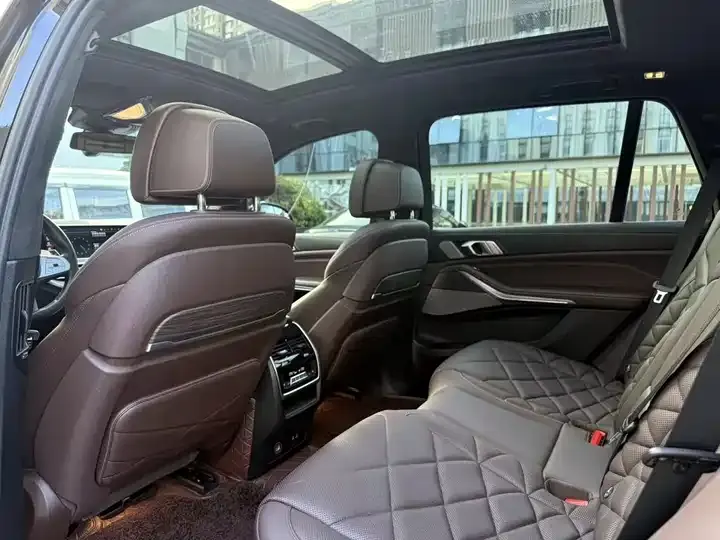 BMW X5 2022 xDrive 40Li exclusive m sports suit 8