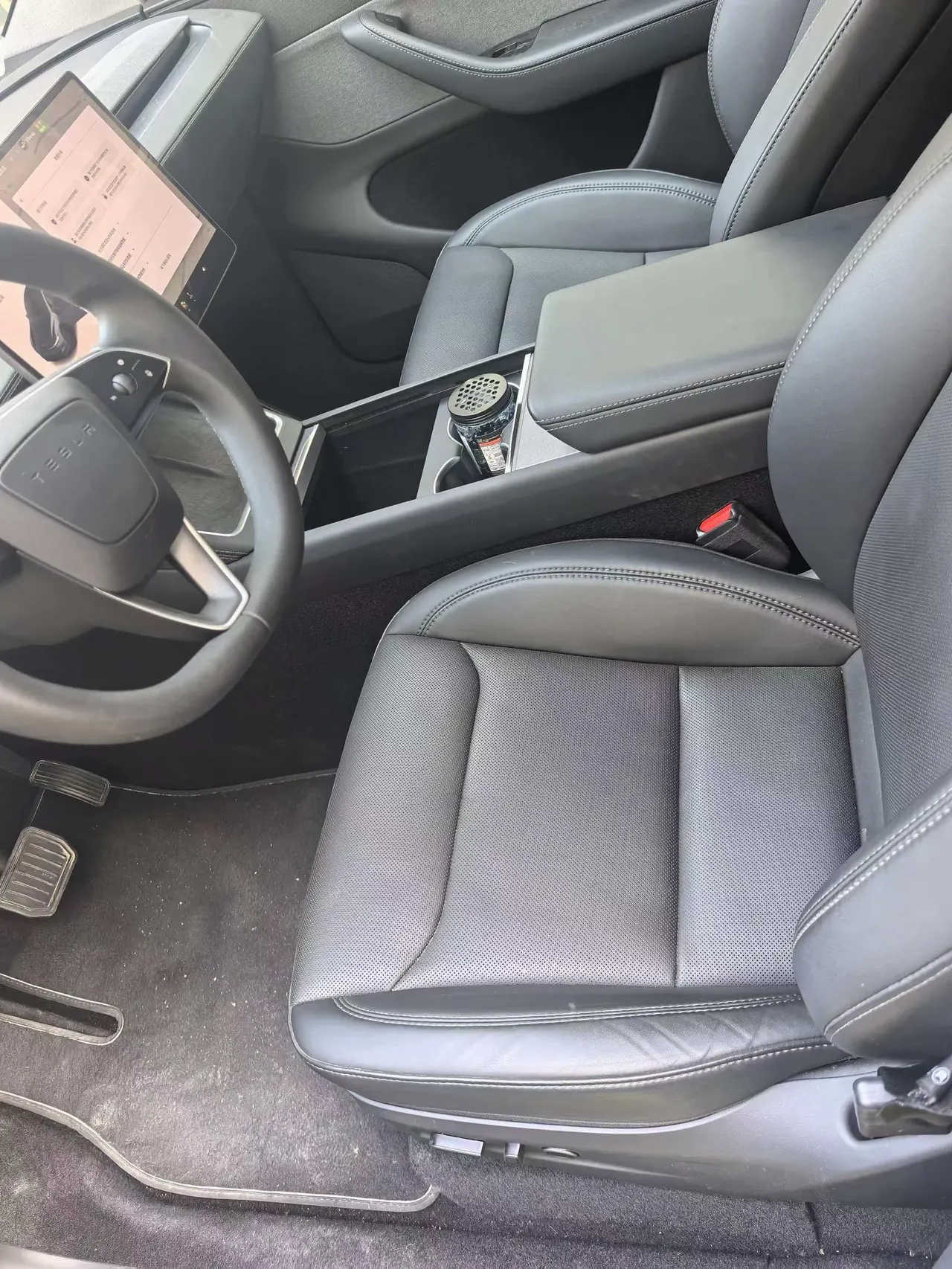 Tesla 2025 Model Y Rear Wheel Drive First Edition Automatic Transmission 5