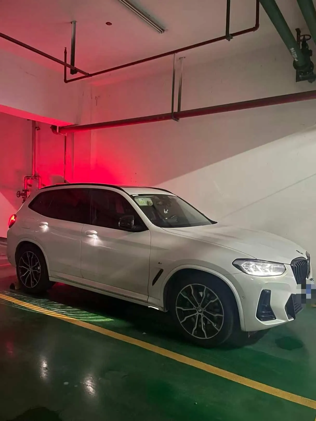BMW 2023 X3 xDrive30i 2.0T Leading M Obsidian Night Suit Automatic Gear 3