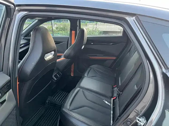 ChangAn UNI-V 2023 1.5T Honorable Model 10