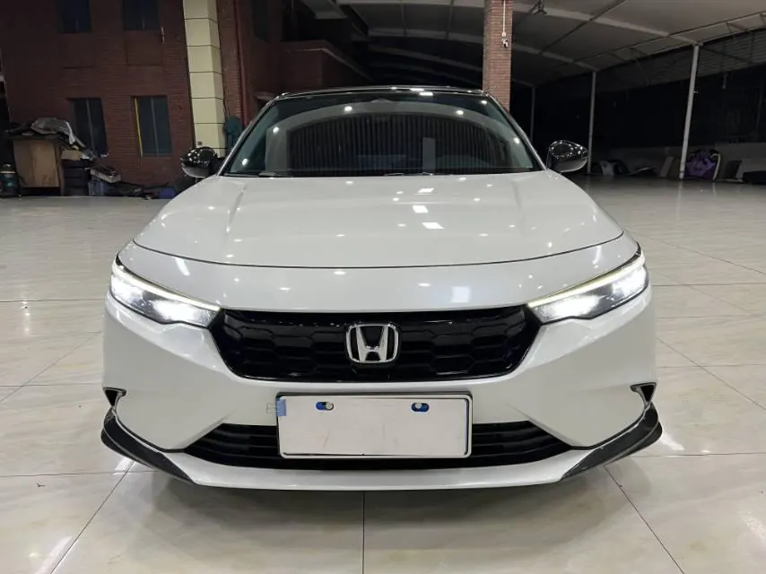 Honda 2023 Model Lattice HATCHBACK 1.5T Stepless 240TURBO Magic Night Deluxe Automatic Gear 2