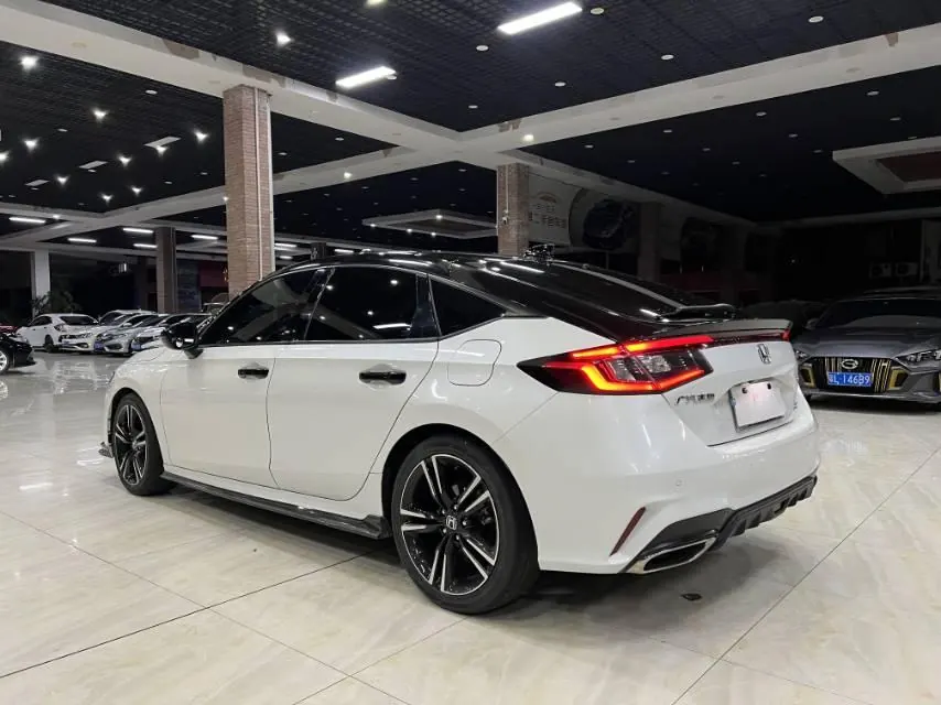 Honda 2023 Model Lattice HATCHBACK 1.5T Stepless 240TURBO Magic Night Deluxe Automatic Gear 9