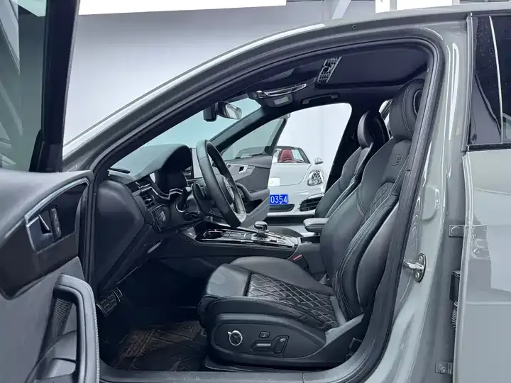 Audi S4 2022 section S4 3.0TFSI 4