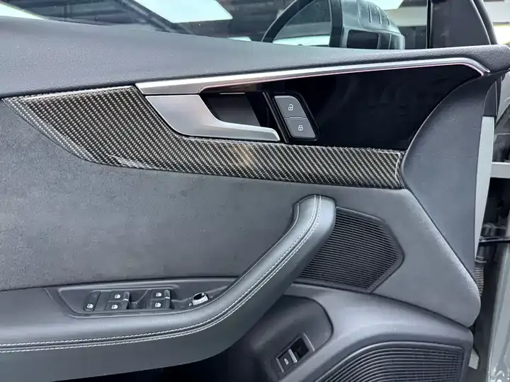 Audi S4 2022 section S4 3.0TFSI 5