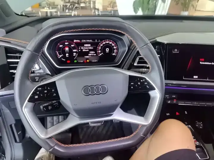 Audi Q4 e-tron 2022 40 e-tron Creation Edition 11