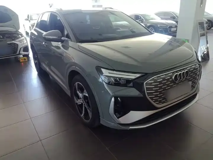 Audi Q4 e-tron 2022 40 e-tron Creation Edition 4