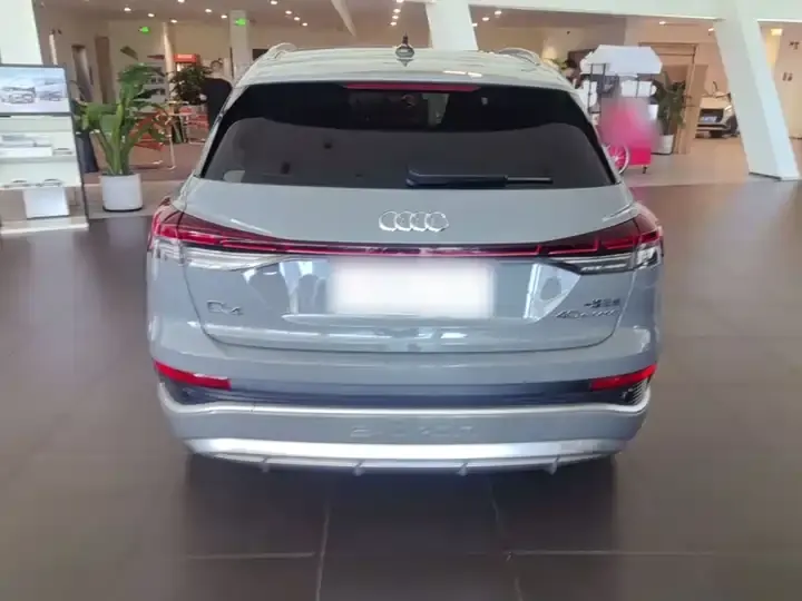 Audi Q4 e-tron 2022 40 e-tron Creation Edition 6