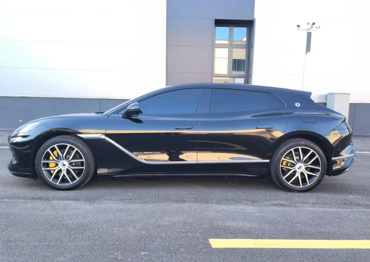Denza 2026 Denza Z9GT Flash Charge Honorable Automatic Transmission 4