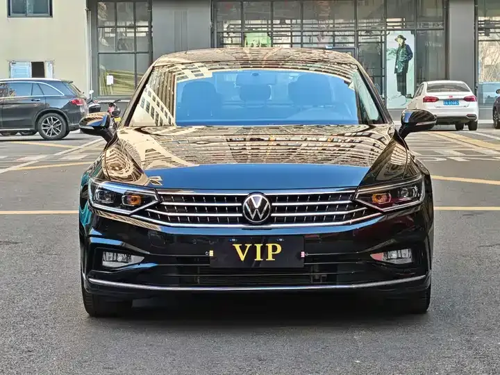 Magotan 2025 280TSI DSG Comfort 2