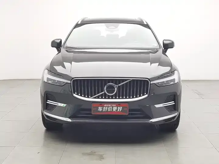 Volvo XC60 2022 B5 4WD Zhiyuan Deluxe Edition 3