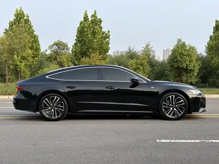 Audi A7 2024 45 TFSI Selection 4
