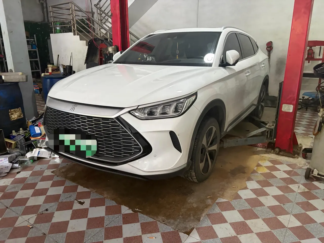 BYD Song PLUS New Energy 2021 Song PLUS DM-i 1.5 Stepless 51KM Honorable Automatic Gear - View 1