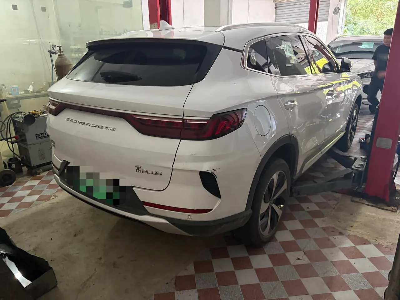 BYD Song PLUS New Energy 2021 Song PLUS DM-i 1.5 Stepless 51KM Honorable Automatic Gear 3