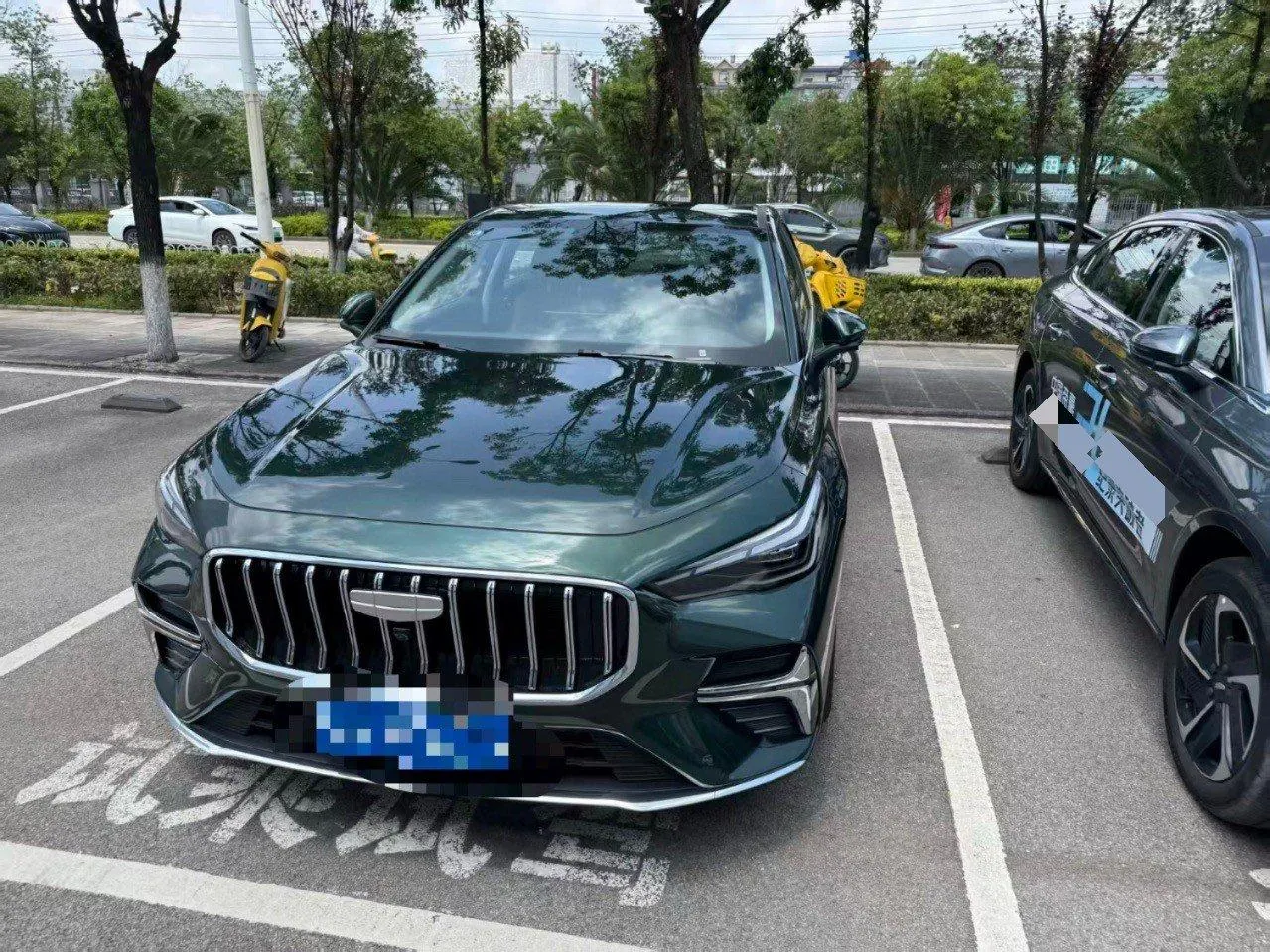 Geely 2026 Emgrand – Sedan 1.5T Flagship Automatic 3