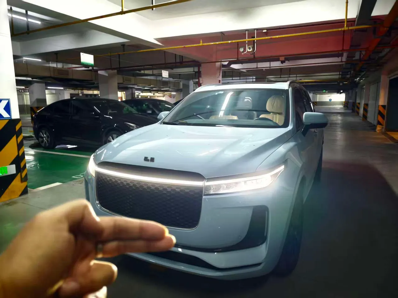 Open image lightbox: Li 2020 ONE 1.2T extended range 6-seat automatic gear