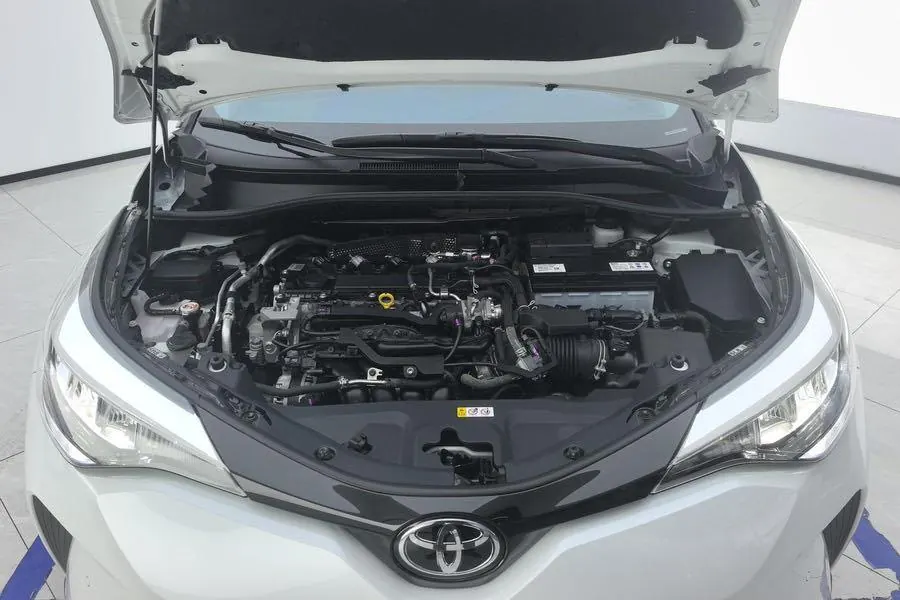 Toyota 2023 C- HR 2.0 stepless leading version of automatic gear 5