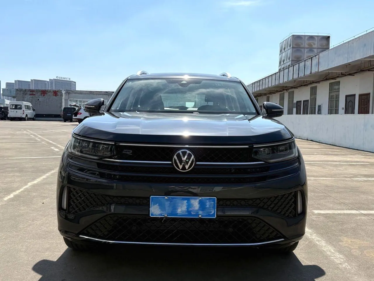Volkswagen 2023 model tour R-Line 2.0TSI 380TSI four-wheel drive parade version automatic gear 2