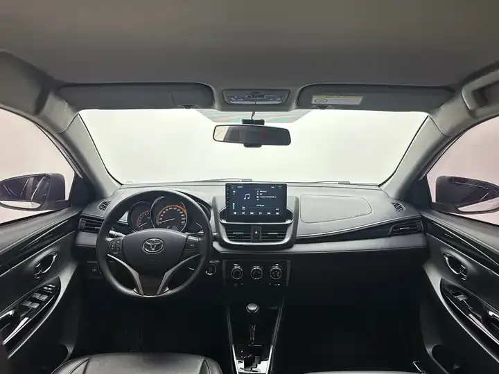 YARiS L Zhixuan 2022 Zhixuan X 1.5L CVT Deluxe PLUS Edition 6