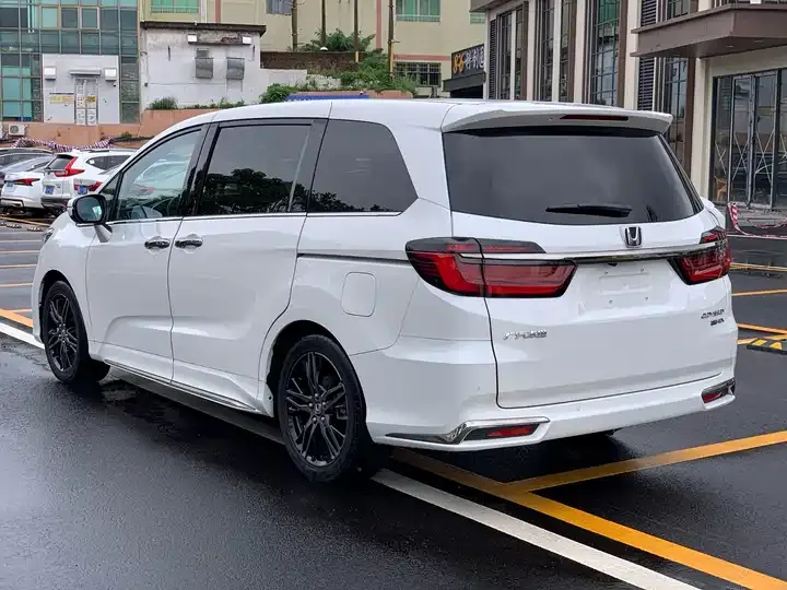 Odyssey 2022 2.0L e:HEV Rui Extreme Edition 4