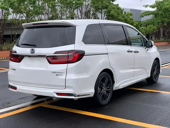 Odyssey 2022 2.0L e:HEV Rui Extreme Edition 6