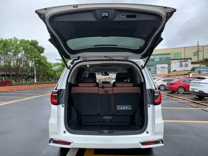 Odyssey 2022 2.0L e:HEV Rui Extreme Edition 7
