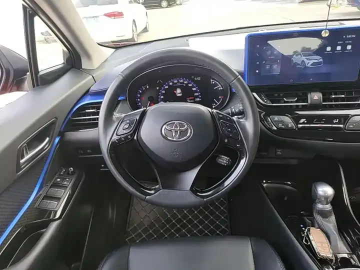 Toyota C- HR 2023 2.0L Deluxe Edition 11