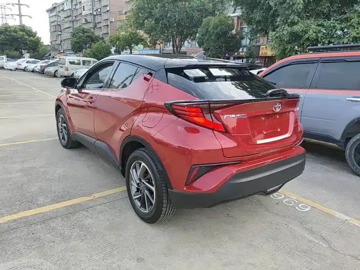 Toyota C- HR 2023 2.0L Deluxe Edition 5