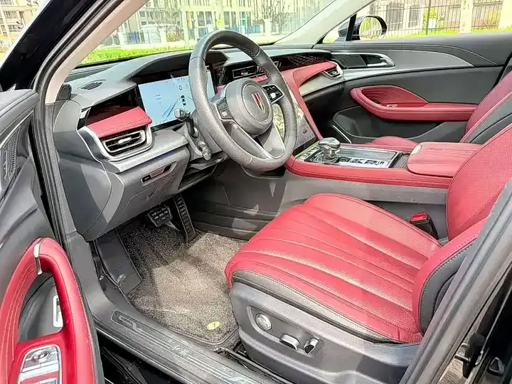 HongQi H5 2024 2.0T Auto Zhilian Flag Chang Edition 4
