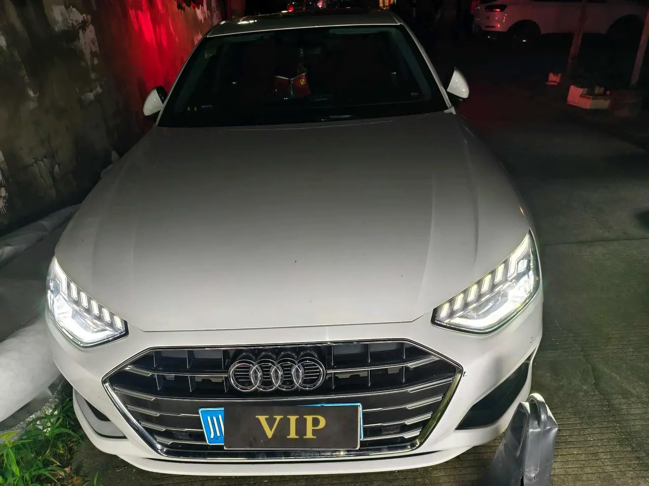 Audi 2020 A4L 2.0TFSI 40TFSI Fashion Elegant Automatic 2