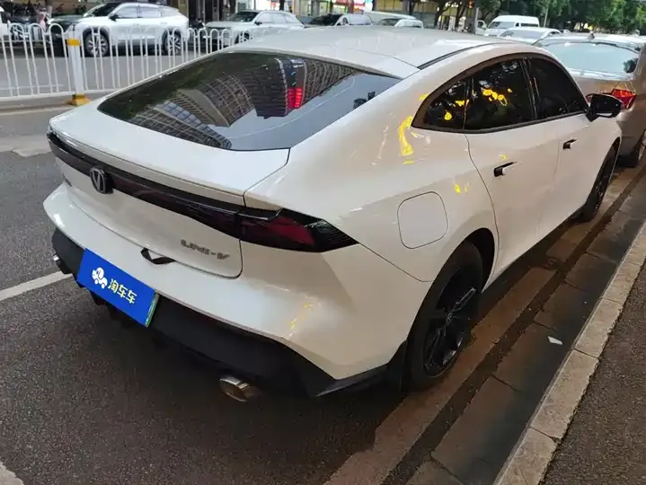 ChangAn UNI-V Zhidian iDD 2023 Zhidian iDD 1.5T 113km Zhiqu (Fast Edition) 3