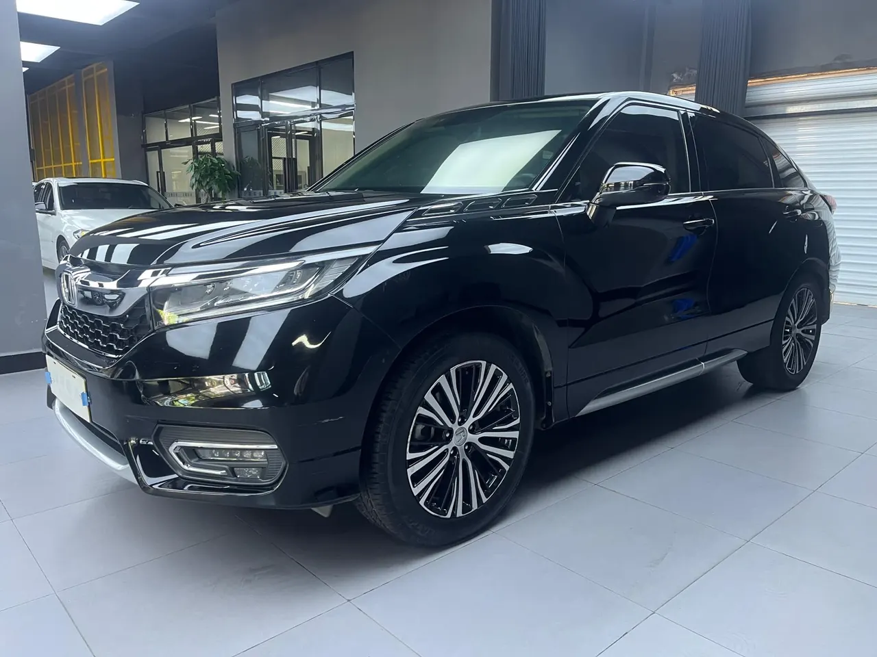 Open image lightbox: Honda 2020 Crown Road 2.0T 370TURBO Two-Drive Deluxe Automatic Gear