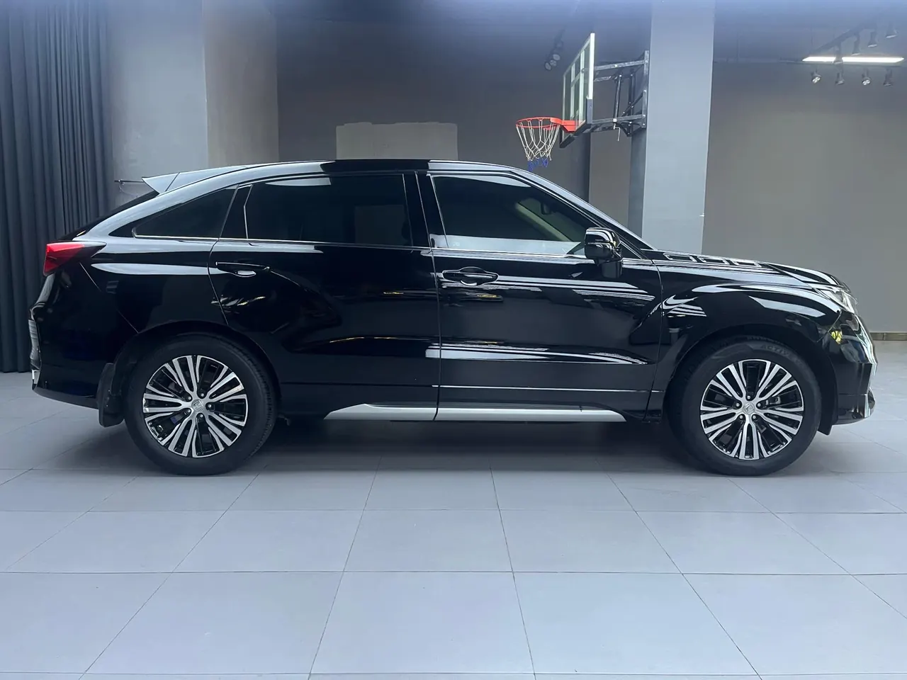 Honda 2020 Crown Road 2.0T 370TURBO Two-Drive Deluxe Automatic Gear 4