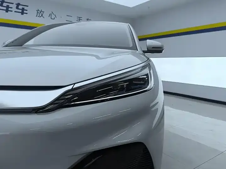 Yuan PLUS 2022 510KM Honor Model 5