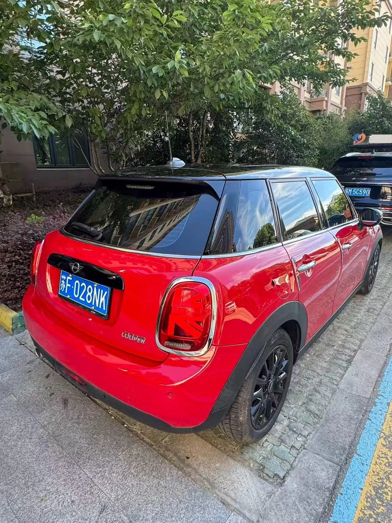 MINI Mini 5-Door (Imported) 2021 Mini Cooper 1.5T Classic Auto 5