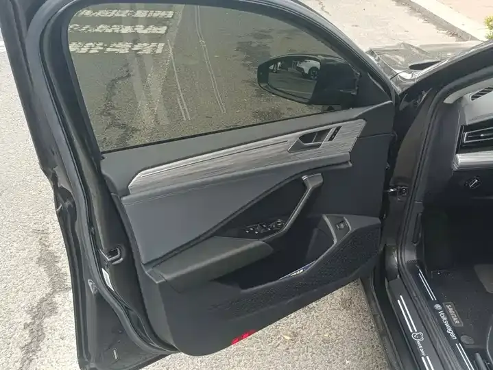 Sagittarius 2023 300TSI DSG Exceed Edition 7