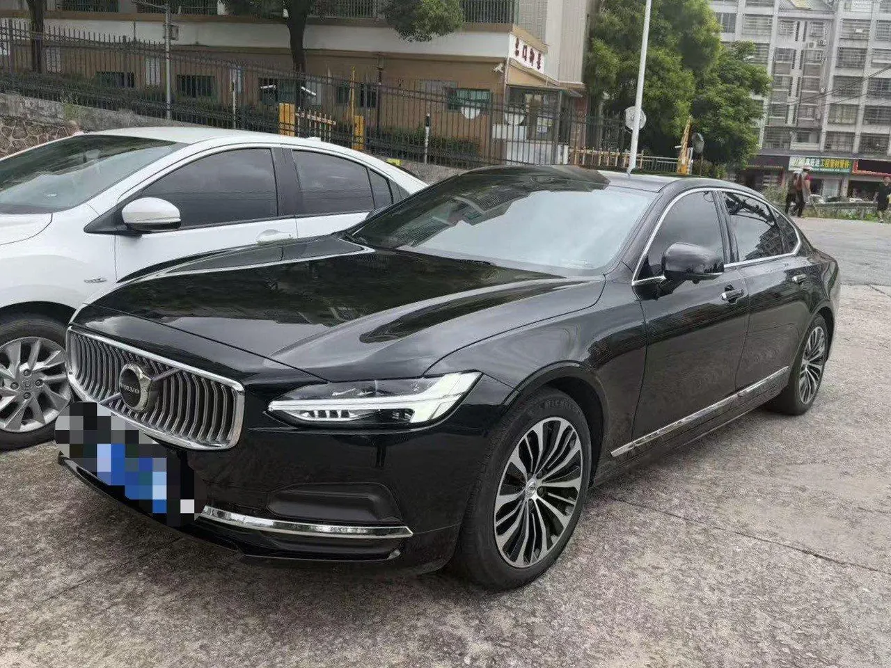 Volvo 2023 S90 48V 2.0T B5 Zhiyi Deluxe Edition Automatic Gear - View 1