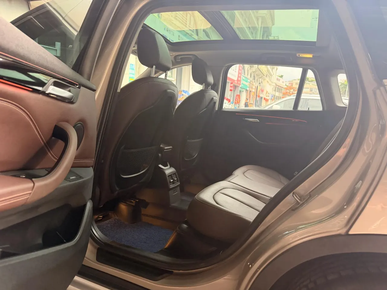 BMW 2020 X1 sDrive20Li 1.5T exclusive automatic gear 6