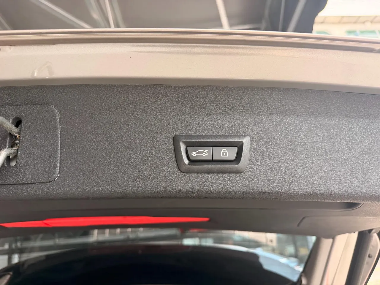 BMW 2020 X1 sDrive20Li 1.5T exclusive automatic gear 9