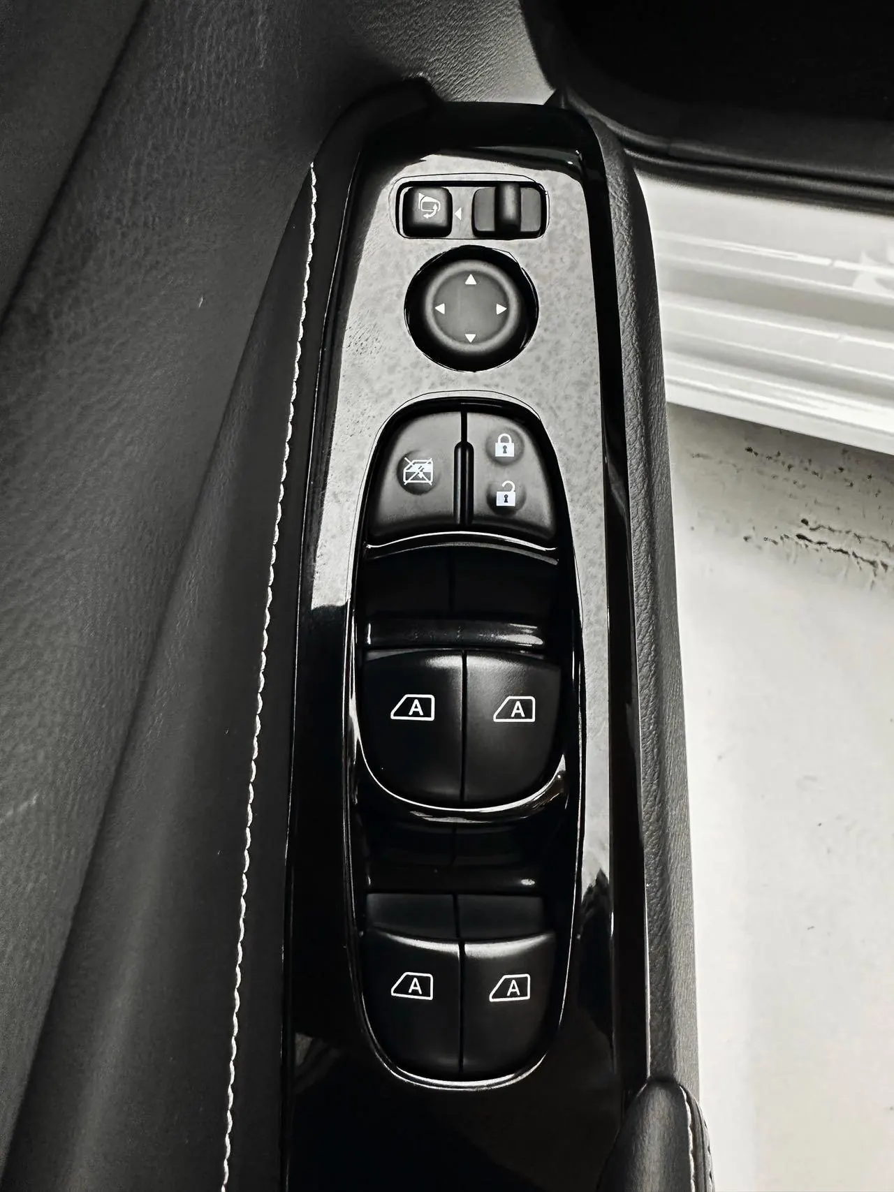 Nissan 2022 Teana 2.0 stepless XL-Upr premium version automatic gear 15