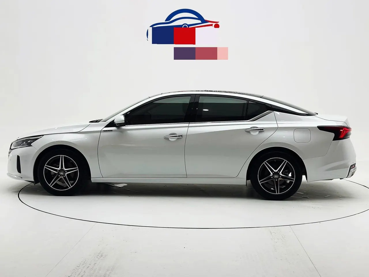 Nissan 2022 Teana 2.0 stepless XL-Upr premium version automatic gear 7