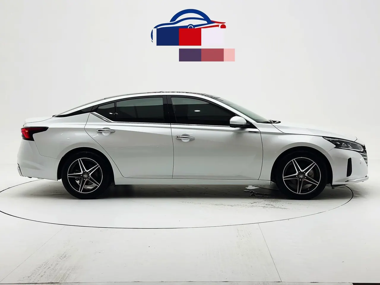 Nissan 2022 Teana 2.0 stepless XL-Upr premium version automatic gear 9