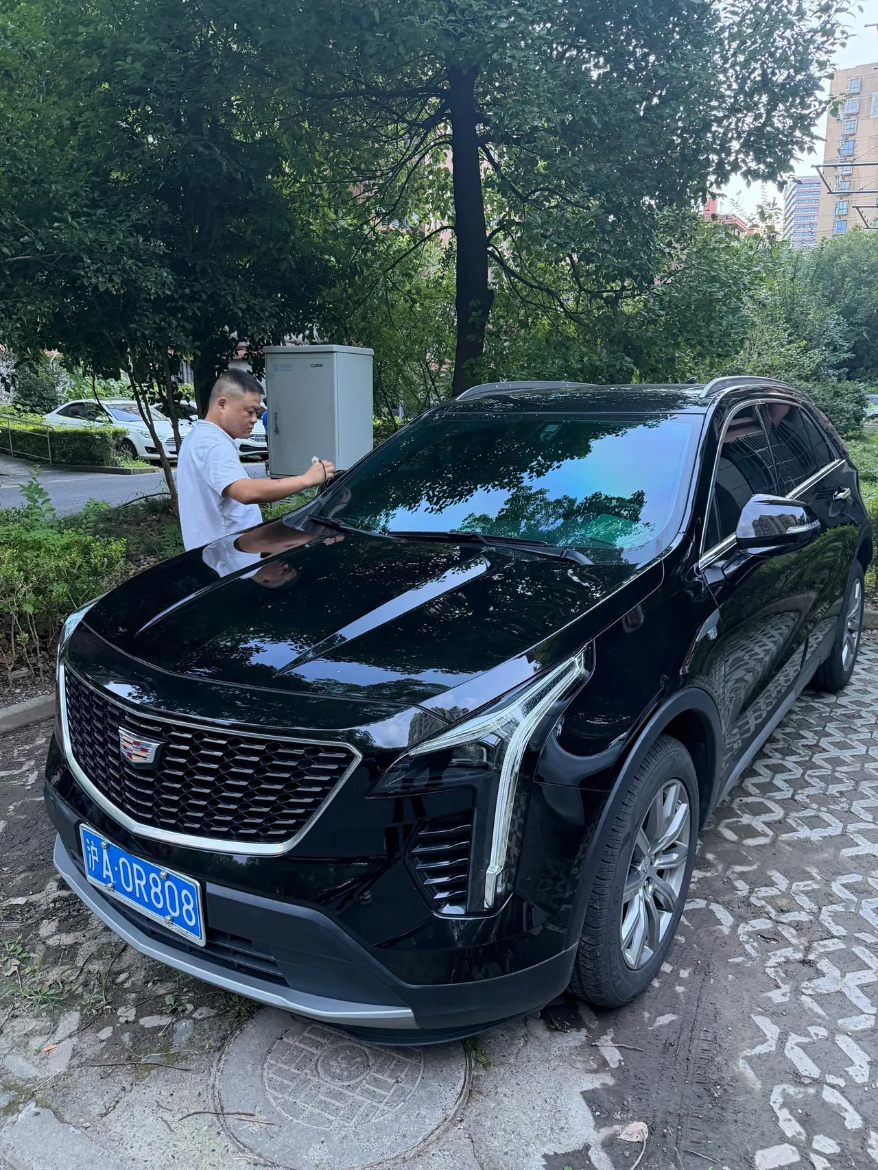 Cadillac 2022 XT4 48V 2.0T 28T Two-Drive Luxury Automatic Gear - View 1