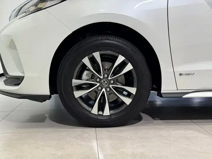 Grevia 2024 2.5L Hybrid Premium PLUS 4WD Edition 10
