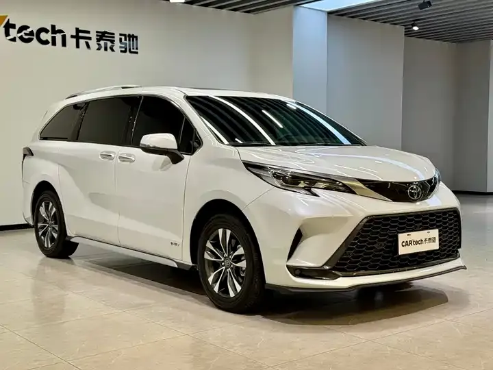 Grevia 2024 2.5L Hybrid Premium PLUS 4WD Edition 2