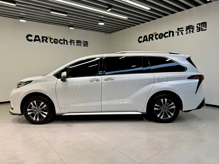 Grevia 2024 2.5L Hybrid Premium PLUS 4WD Edition 7