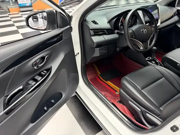YARiS L Zhixuan 2022 Zhixuan X 1.5L CVT Deluxe PLUS Edition 5