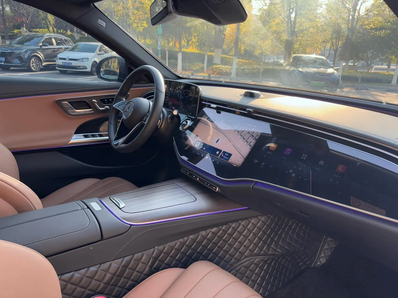 Mercedes Benz E Class 2024 E 300 L 48V 2.0T Luxury Automatic Gear 4