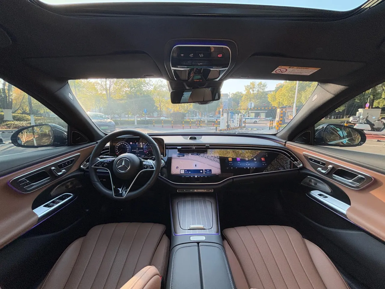 Mercedes Benz E Class 2024 E 300 L 48V 2.0T Luxury Automatic Gear 5