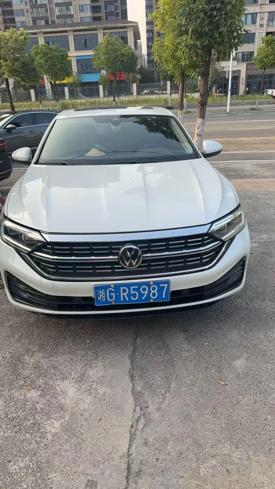 Volkswagen 2022 Sagittarius 1.2TSI 200TSI Flying Edition Automatic Gear 2