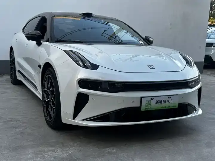 Zeekr 001 2025 YOU Edition 100kWh Four-Wheel Drive 3